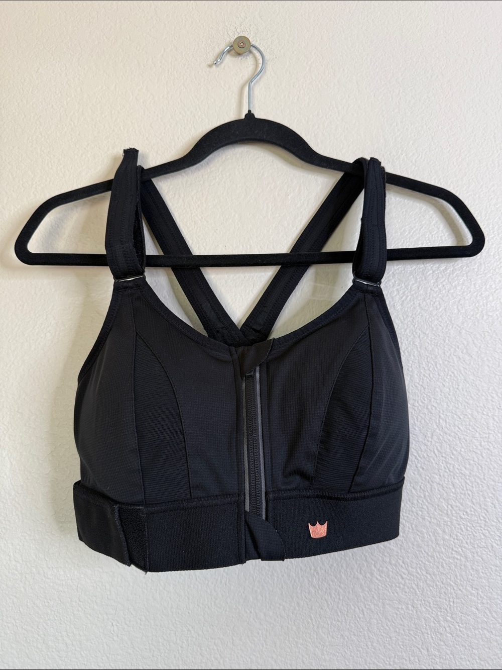 Shefit ultimate Support Front-Zip Sports Bra - Black luxe size